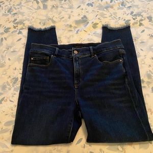 Ann Taylor Skinny Crop Jeans